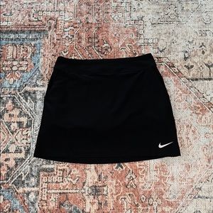 Women’s Nike golf skirt